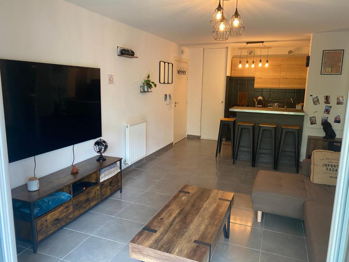 Agreable Loft Aux Portes De Bordeaux Artigues-près-Bordeaux Екстериор снимка