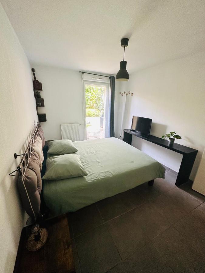 Agreable Loft Aux Portes De Bordeaux Artigues-près-Bordeaux Екстериор снимка
