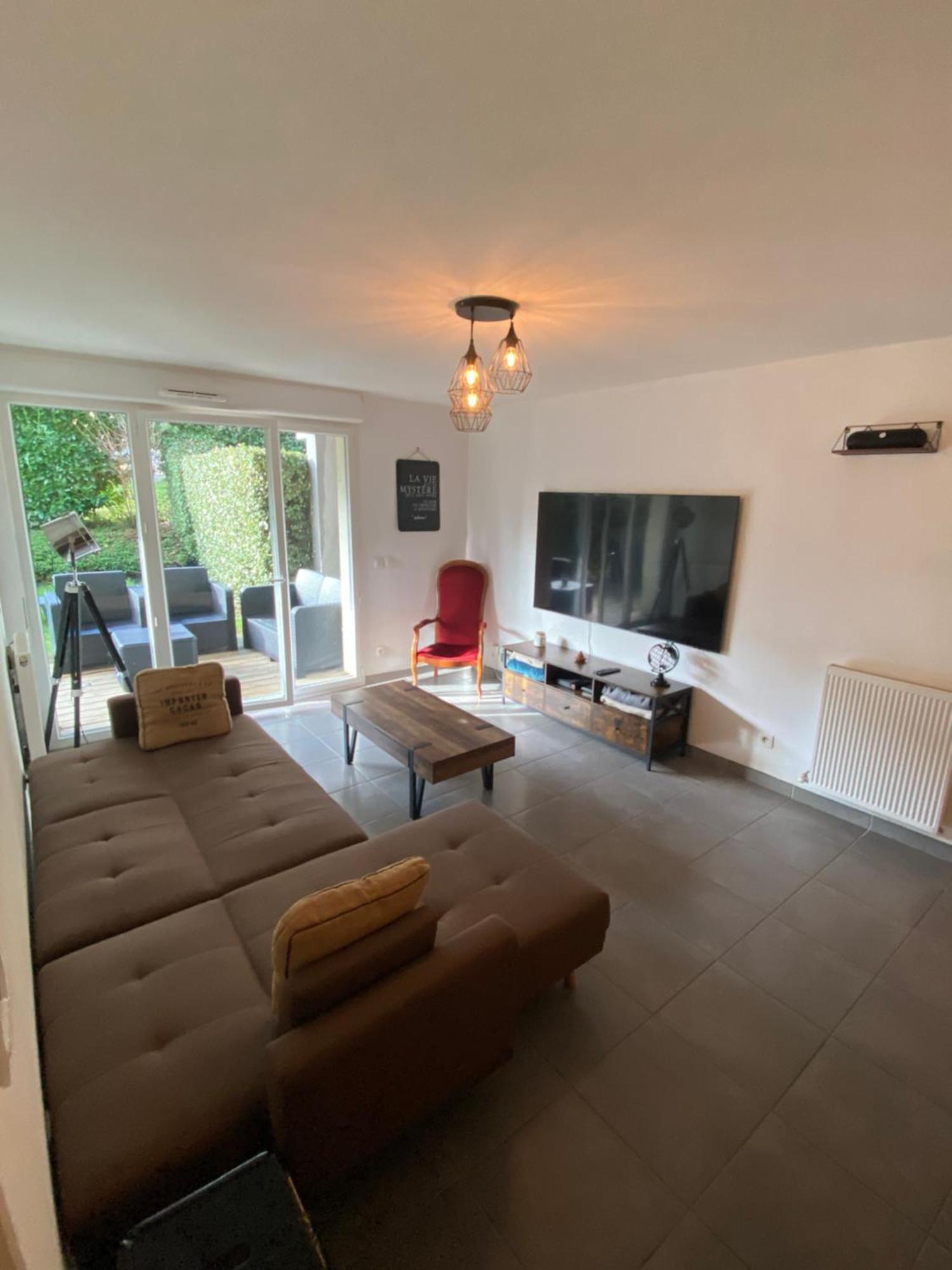 Agreable Loft Aux Portes De Bordeaux Artigues-près-Bordeaux Екстериор снимка